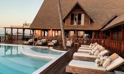 Hotels & Resorts